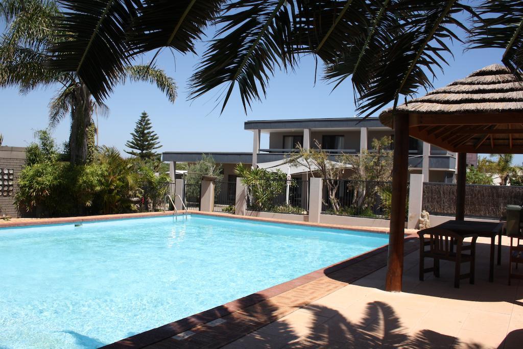 Dongara Old Mill Motel Bagian luar foto